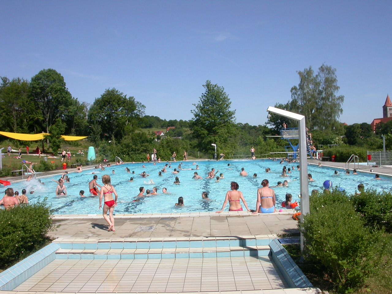 27.05.2022 - Anfänger-Schwimmkurse im Freibad Kastl sind ausgebucht